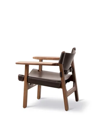 The Spanish Chair by Fredericia in Leather, dark brown, Walnut oiled – product photo 5 of 8