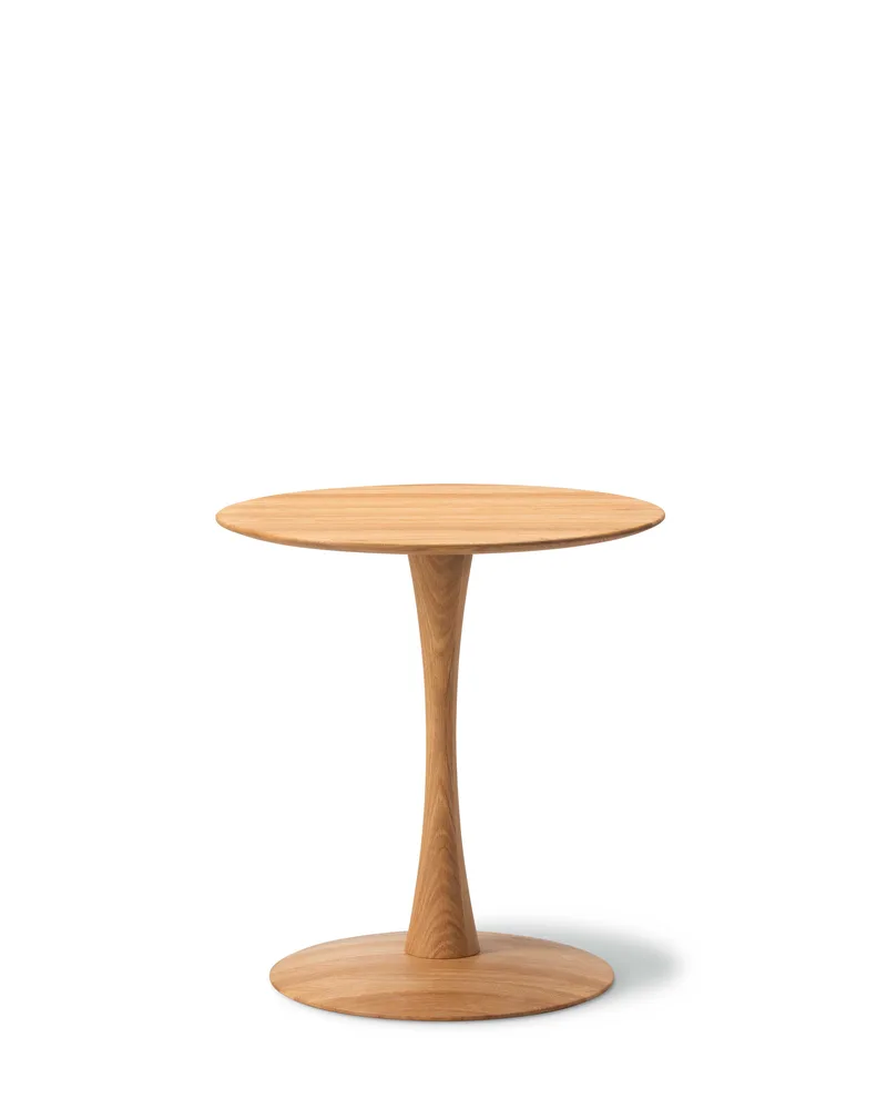 ND106 Trisse Dining Table by Fredericia in Oak oil, FSC Mix 70% – product photo
