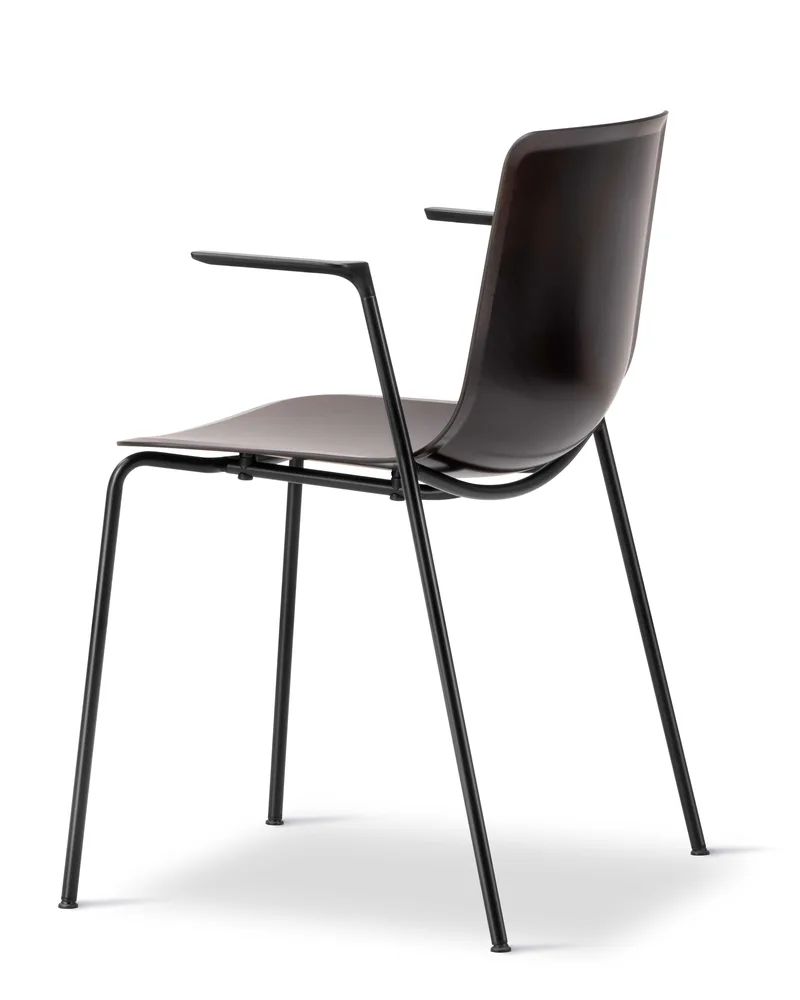 Pato Paper 4 Leg Armchair de Fredericia en Papershell w/black screws, FSC Mix 70%, Black – photo du produit 3 sur 4