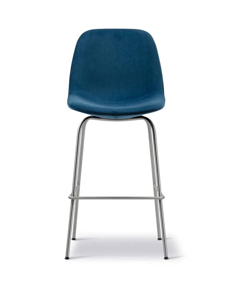 Eyes 4 Leg Barstool von Fredericia in Gentle 873, Brushed stainless steel, 75 cm – Produktfoto 4 von 4