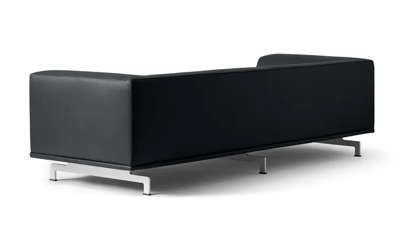 Delphi Sofa, 3 seater, 240cm by Fredericia in Leather Max 98, Black, Brushed aluminium – product photo 3 of 4