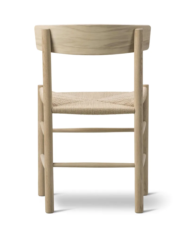 J39 Mogensen Chair by Fredericia in Natural paper cord, Oak soap, FSC Mix 70% – product photo 6 of 7