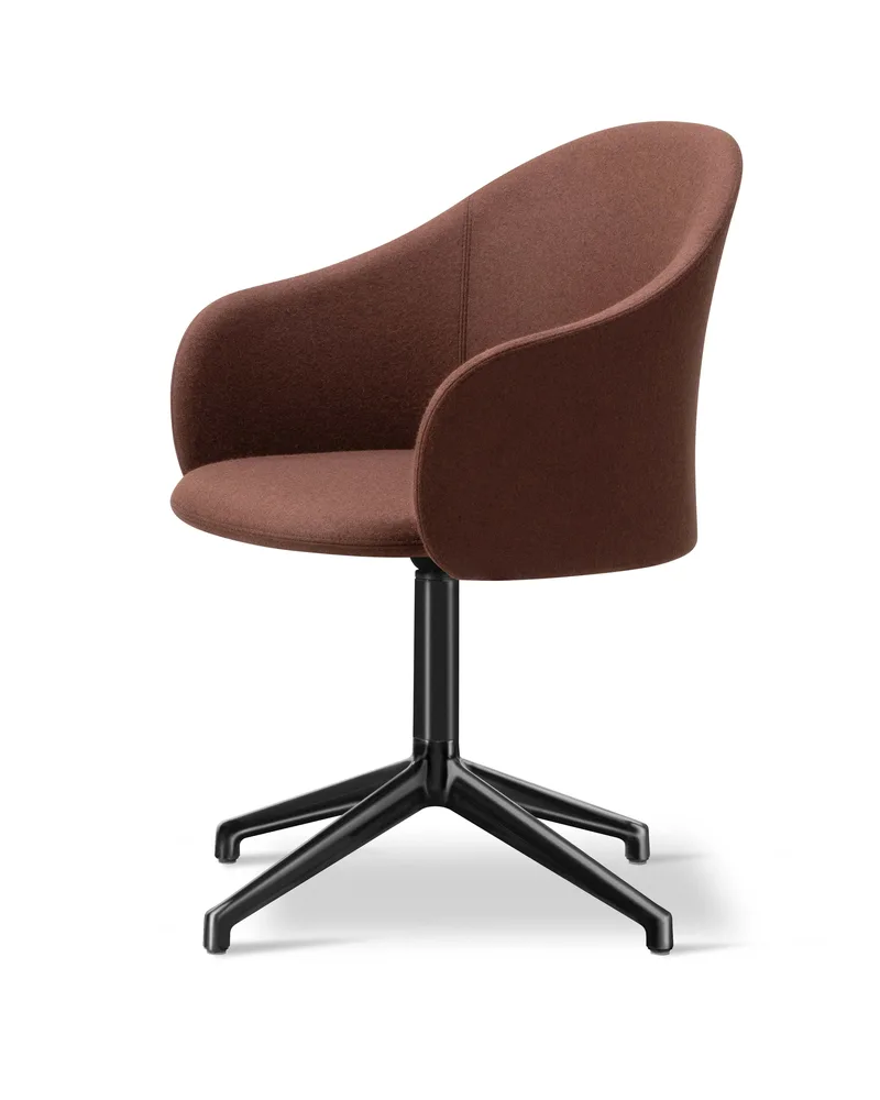 Gomo Armchair Swivel Base 4-star von Fredericia in Blazer CUZ4D, Dunalk, Black – Produktfoto 1 von 2