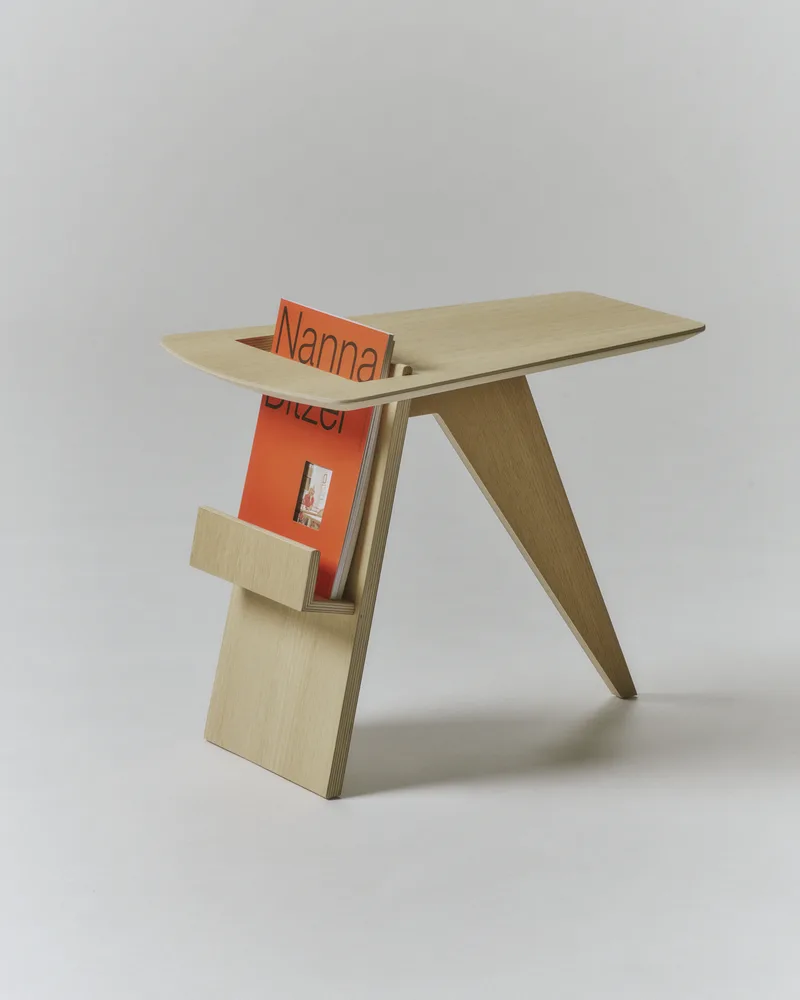 Magazine Table von Fredericia in Oak lacquer, FSC Mix 70% – Produktfoto 3 von 7