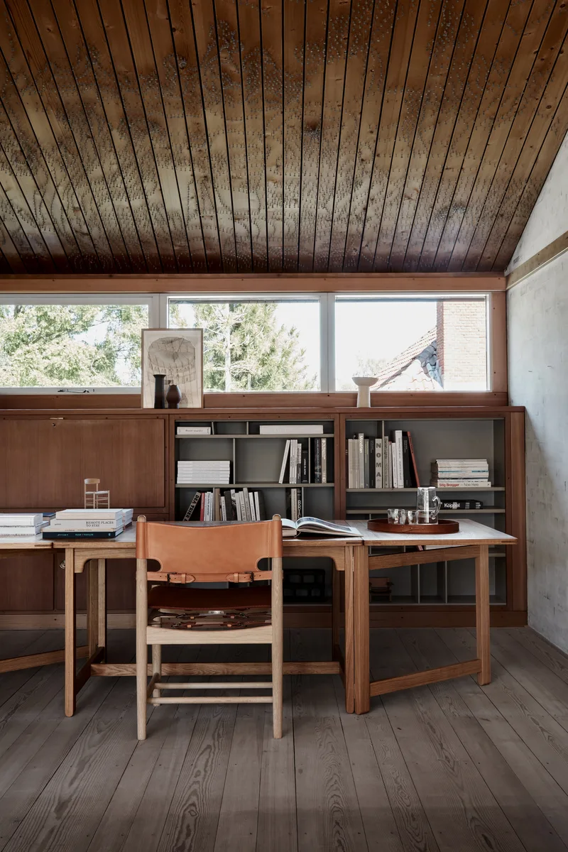 The Spanish Dining Chair de Fredericia en Leather, natural, Oak soap – photo d’ambiance 1 sur 5