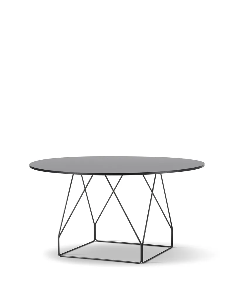 JG Table, Ø140 cm by Fredericia in Black linoleum, Black lacquer, Black oak – product photo 1 of 2