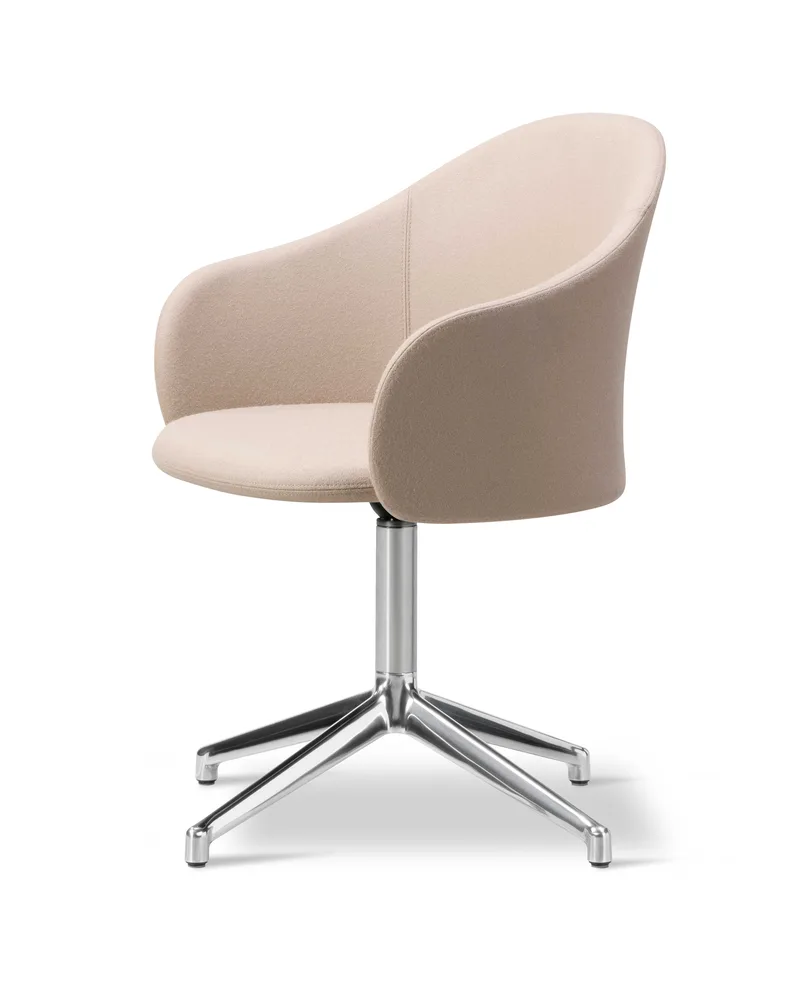 Gomo Armchair Swivel Base 4-star von Fredericia in Blazer CUZ47 Fairfield, Polished aluminium – Produktfoto 1 von 2