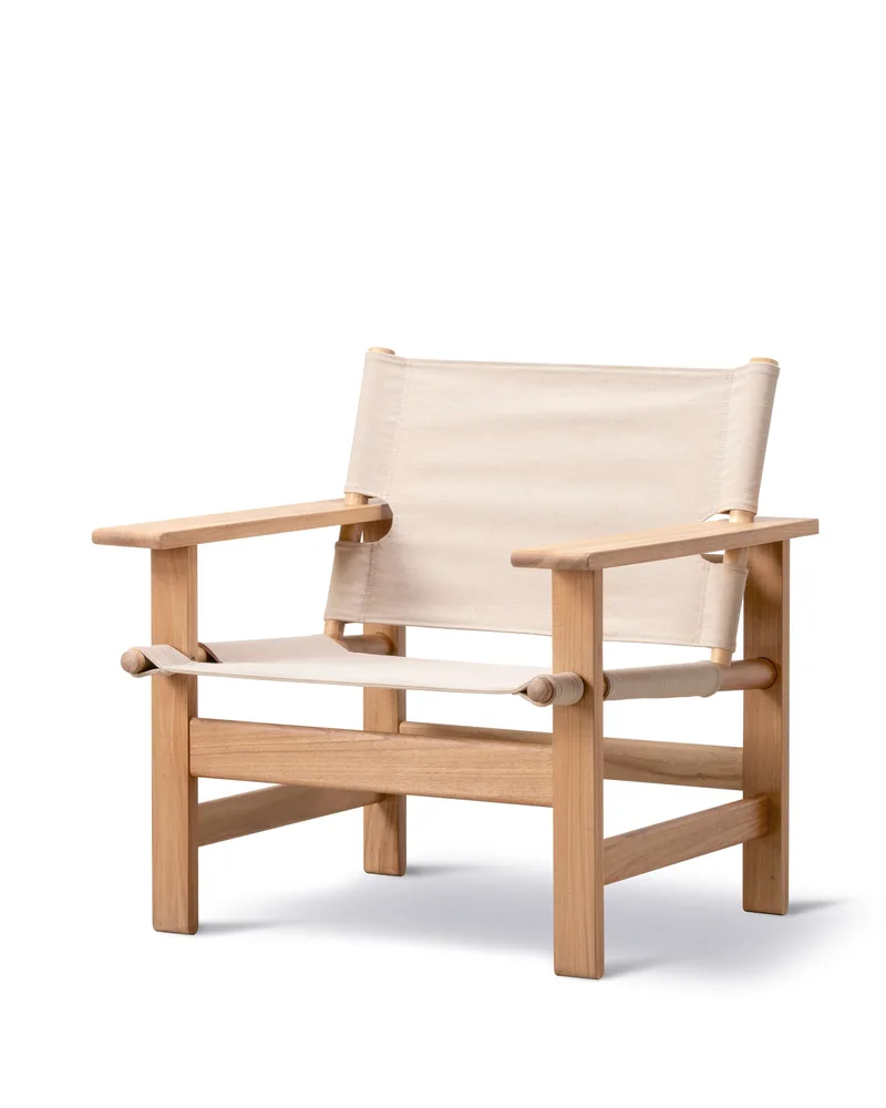 The Canvas Chair Outdoor van Fredericia in Performance canvas, papyrus, Teak untreated, FSC Mix 70% – productfoto 1 van 4