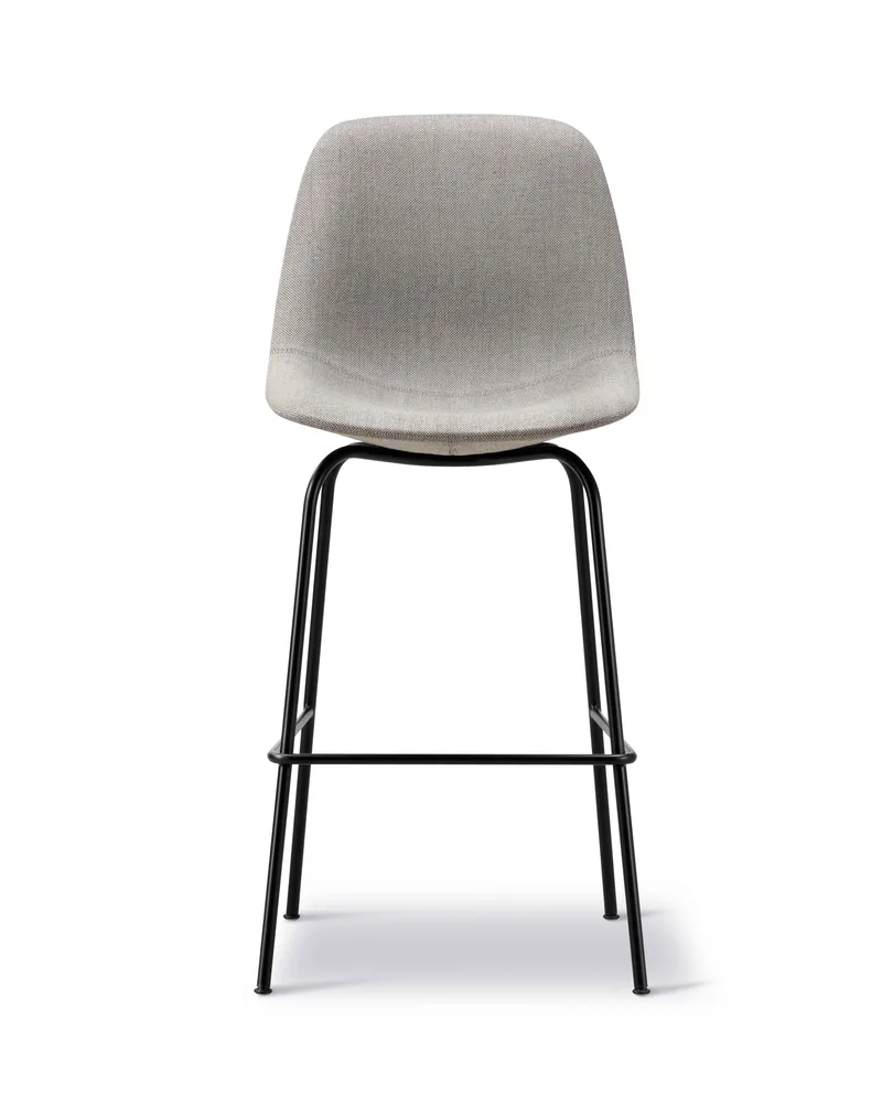 Eyes 4 Leg Barstool by Fredericia in Re-Wool 128, Black, 75 cm – product photo 4 of 4