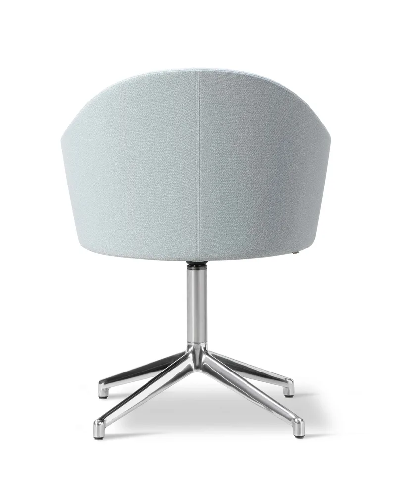 Gomo Armchair Swivel Base 4-star von Fredericia in Mylla 811, Polished aluminium – Produktfoto 2 von 4