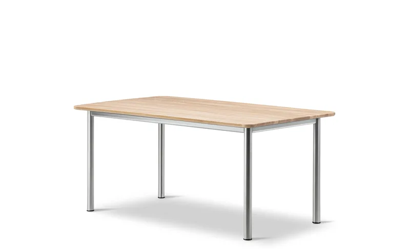 Plan Table 160 x 90 by Fredericia in Oak light oil, FSC Mix 70%, Brushed steel, 160 × 90 cm, height 73 cm – product photo 1 of 2