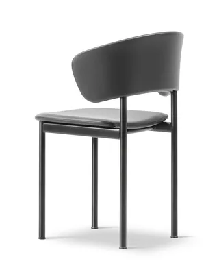 Plan Armchair van Fredericia in Leather Omni 301, Black, Black – productfoto 3 van 4