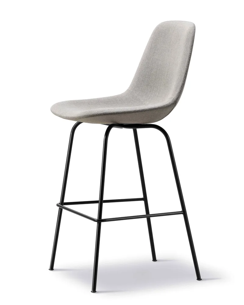 Eyes 4 Leg Barstool by Fredericia in Re-Wool 128, Black, 75 cm – product photo 1 of 4