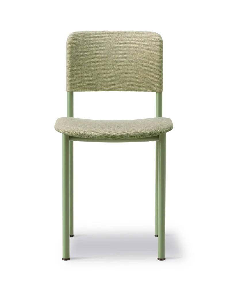 Plan Chair Fully Upholstered von Fredericia in Steelcut Quartet 924, Modernist green – Produktfoto 3 von 3