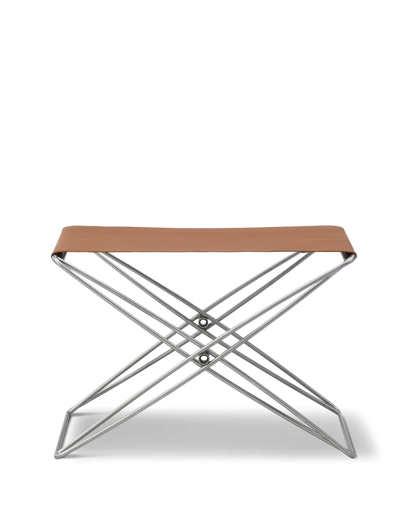 JG Folding Stool von Fredericia in Leather Max 95, Cognac, Brushed stainless steel – Produktfoto 4 von 4