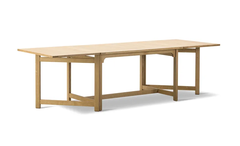 Library Table by Fredericia in Oak oil, FSC Mix 70% – product photo 14 of 15