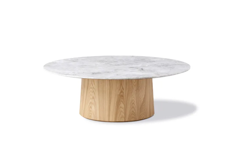 Niveau Coffee Table Ø110 de Fredericia en Tundra Grey, Ash oil treated, FSC Mix 70%, Ø110 cm, height 38 cm – photo du produit