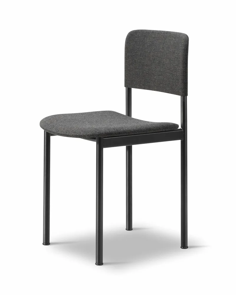 Plan Chair Fully Upholstered von Fredericia in Re-Wool 198, Black – Produktfoto 1 von 4