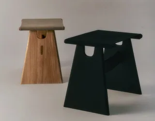 Seto Stool de Fredericia en Black canvas, Oak black lacquer, FSC Mix 70% – photo d’ambiance 2 sur 5