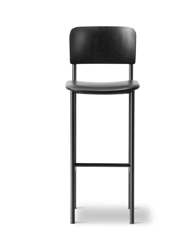Plan Barstool Seat upholstered by Fredericia in Leather Omni 301, Black, Black ash, FSC Mix 70%, Black, Sh 78 cm – product photo