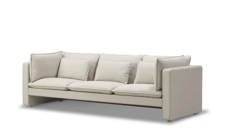 Jota Sofa, 3 seater, 231 cm van Fredericia in Vidar 146, Oak light oil, FSC Mix 70%, Arm cushions included – productfoto 4 van 6