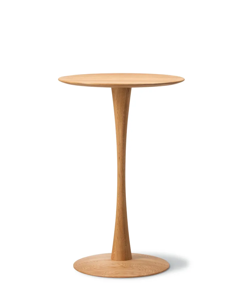 ND108 Trisse Bar table von Fredericia in Oak oil, FSC Mix 70% – Produktfoto