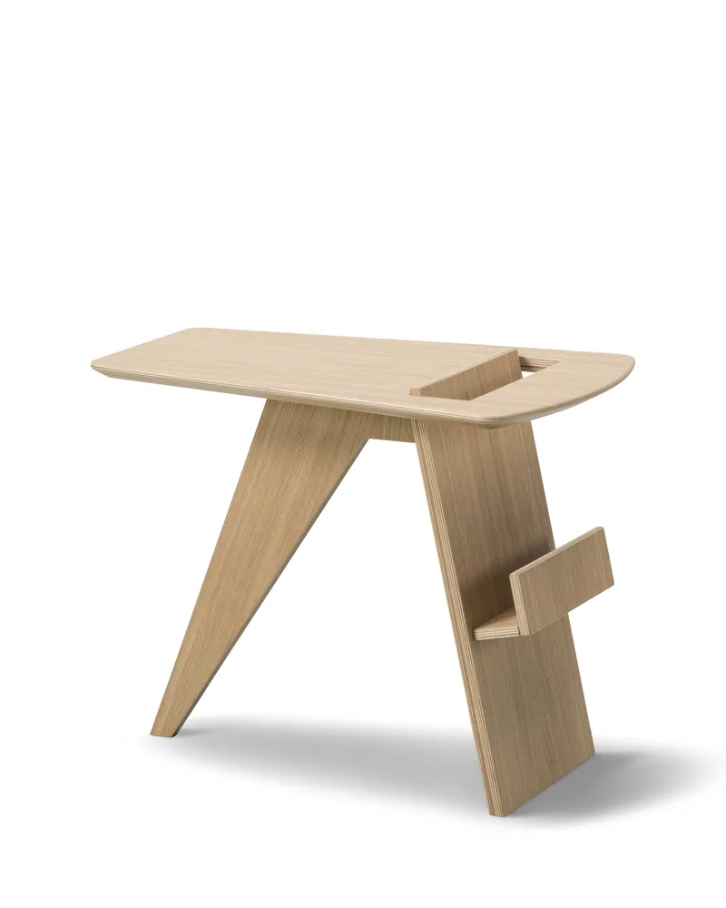Magazine Table von Fredericia in Oak lacquer, FSC Mix 70% – Produktfoto 5 von 7