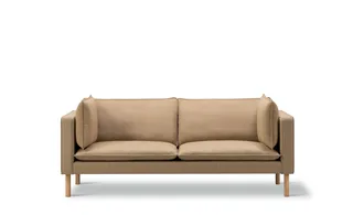 Jota Sofa on Legs, 2-pers., 185 cm by Fredericia in Mood 4104, Oak light oil, FSC Mix 70%, Arm cushions included – product photo 4 of 4