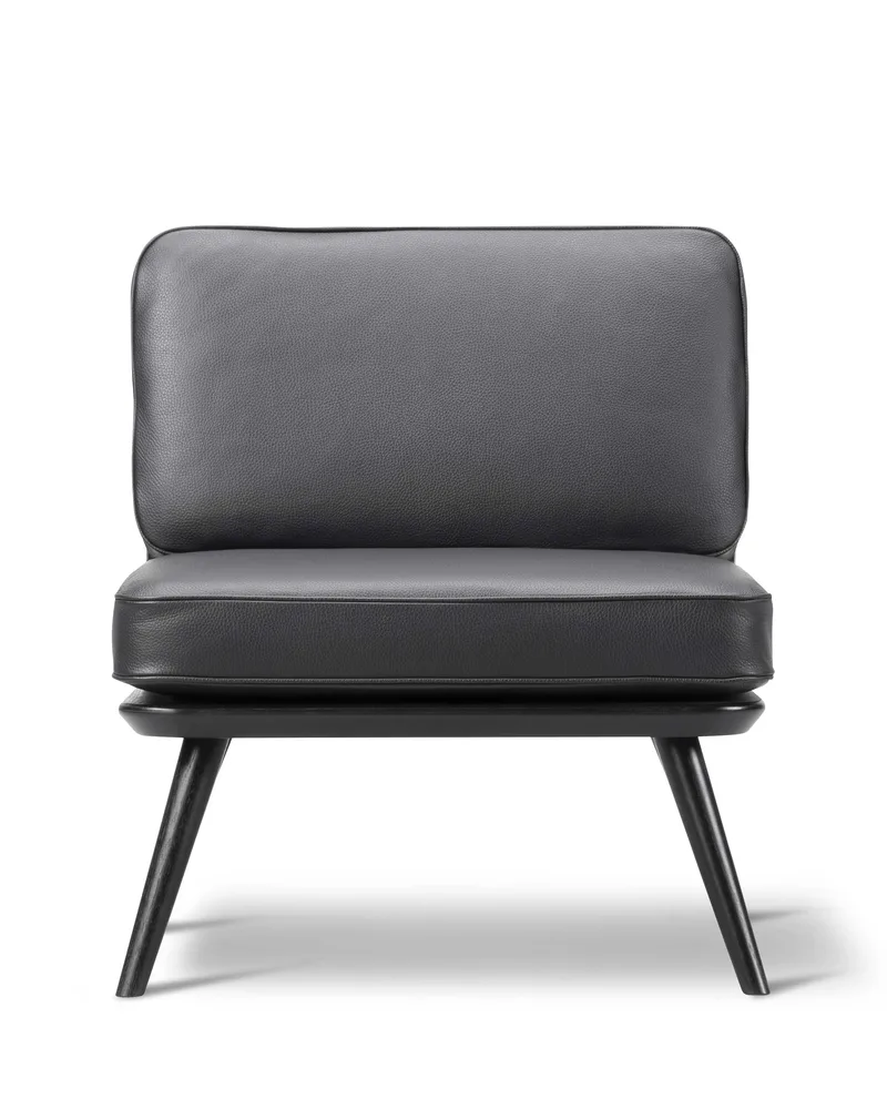 Spine Lounge Suite Chair Petit de Fredericia en Leather Primo 88, Black, Black ash, FSC Mix 70% – photo du produit