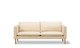 Jota Sofa on Legs, 2-pers., 185 cm von Fredericia in Mood 1104, Oak light oil, FSC Mix 70%, Arm cushions not included – Produktfoto 4 von 4