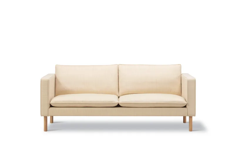 Jota Sofa on Legs, 2-pers., 185 cm von Fredericia in Mood 1104, Oak light oil, FSC Mix 70%, Arm cushions not included – Produktfoto 4 von 4