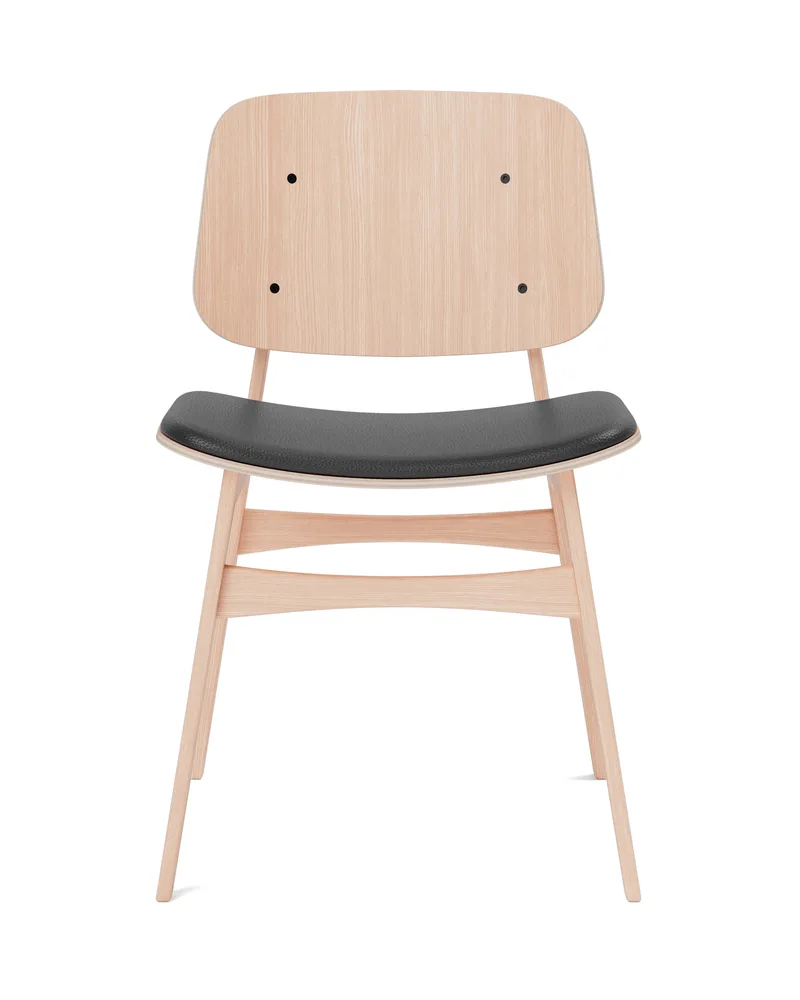 Søborg Wood Base Seat upholstered von Fredericia in Leather Omni 301, Black, Oak lacquer, FSC Mix 70% – Produktfoto 4 von 4