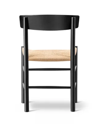 J39 Mogensen Chair by Fredericia in Natural paper cord, Beech black lacquer, FSC Mix 70% – product photo 4 of 5