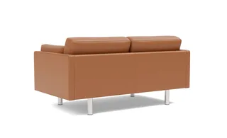 EJ220 Sofa, 2 seater, 163 cm de Fredericia en Leather Max 95, Cognac, Brushed chrome, round legs – photo du produit 3 sur 4