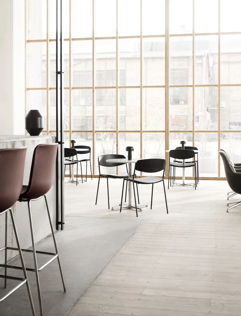 Lynderup Chair by Fredericia in Black ash, FSC Mix 70%, Black lacquer – interior photo 4 of 8