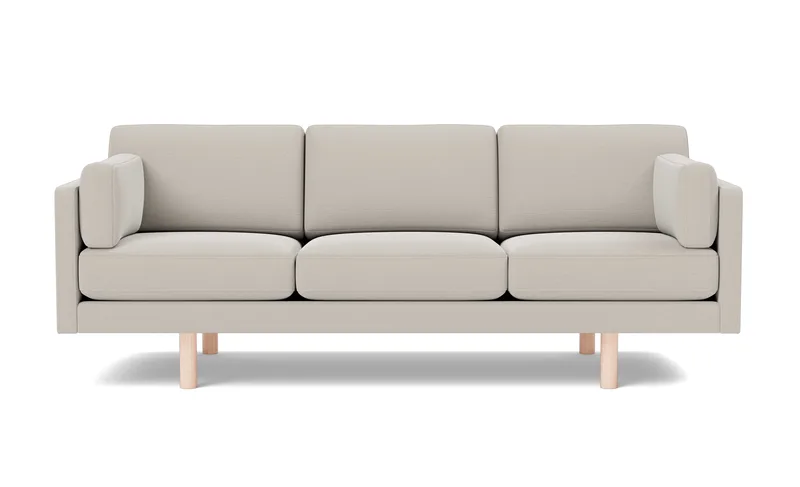 EJ220 Sofa, 3 seater, 212 cm von Fredericia in Erik 3790 Linen, Oak soap treated, FSC Mix 70% – Produktfoto 4 von 4