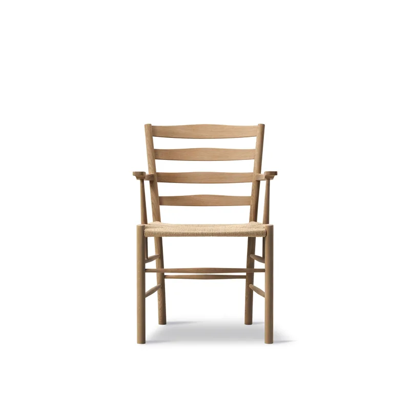 Klint Armchair by Fredericia in Natural paper cord, Oak oil, FSC Mix 70% – product photo 4 of 4