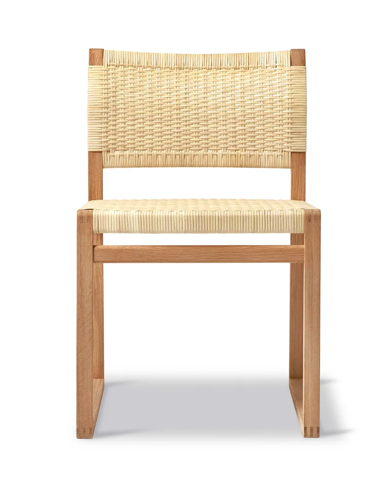 BM61 Chair Cane Wicker by Fredericia in Oak oil, Cane wicker, natural – product photo 2 of 2