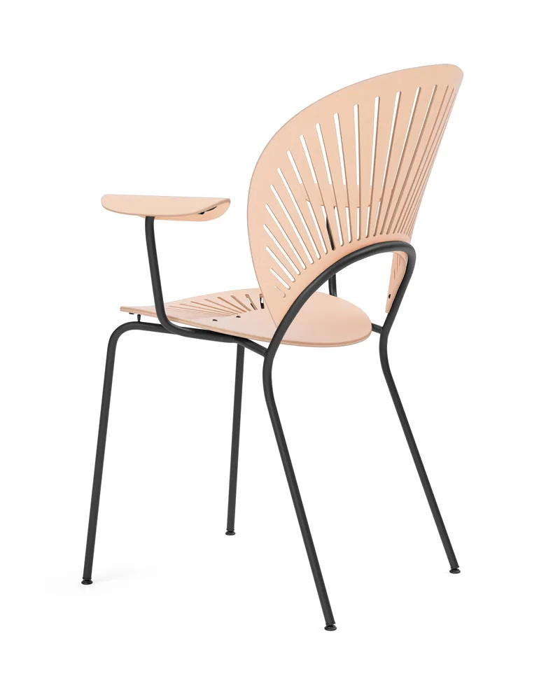 Trinidad Armchair de Fredericia en Beech, lacquer, FSC Mix 70%, Black, smooth – photo du produit 3 sur 4