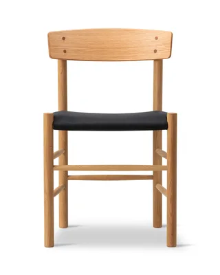 J39 Mogensen Chair Seat Upholstered van Fredericia in Black canvas, Oak oil, FSC Mix 70% – productfoto 4 van 4