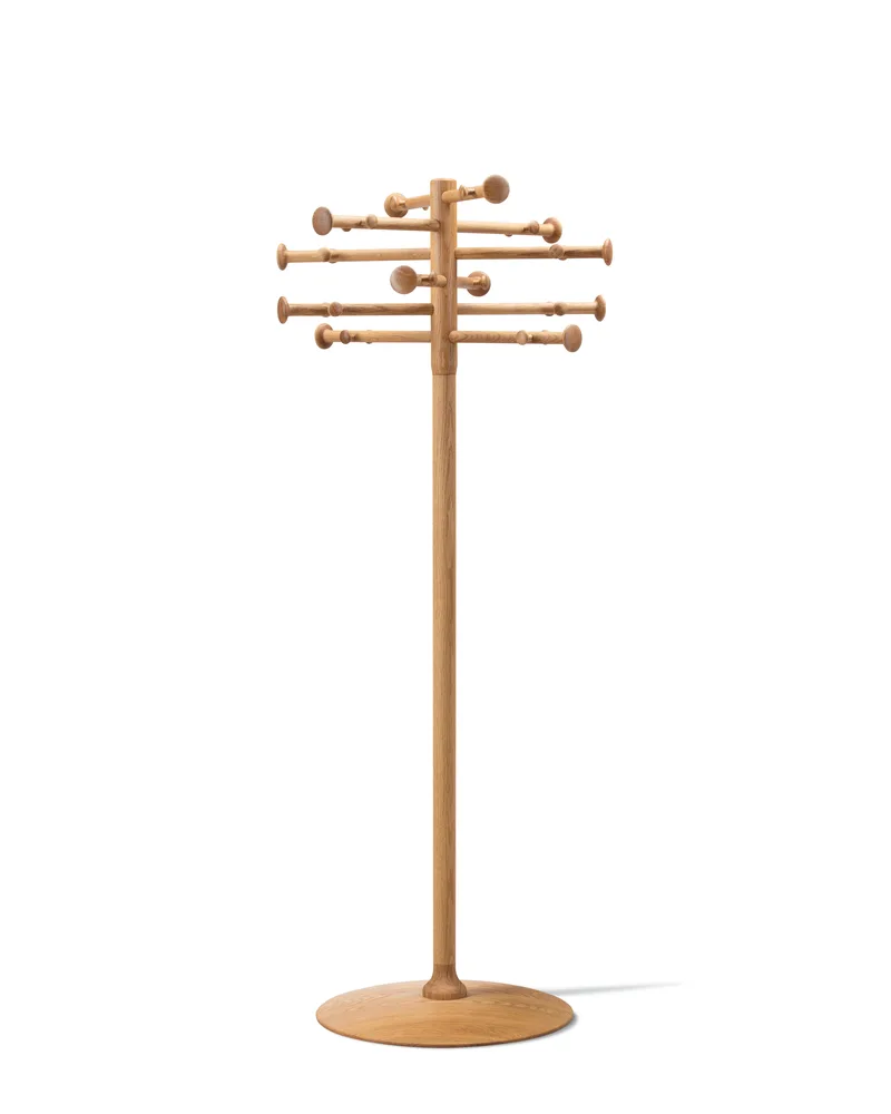 ND09 Coat Stand de Fredericia en Oak oil – photo du produit