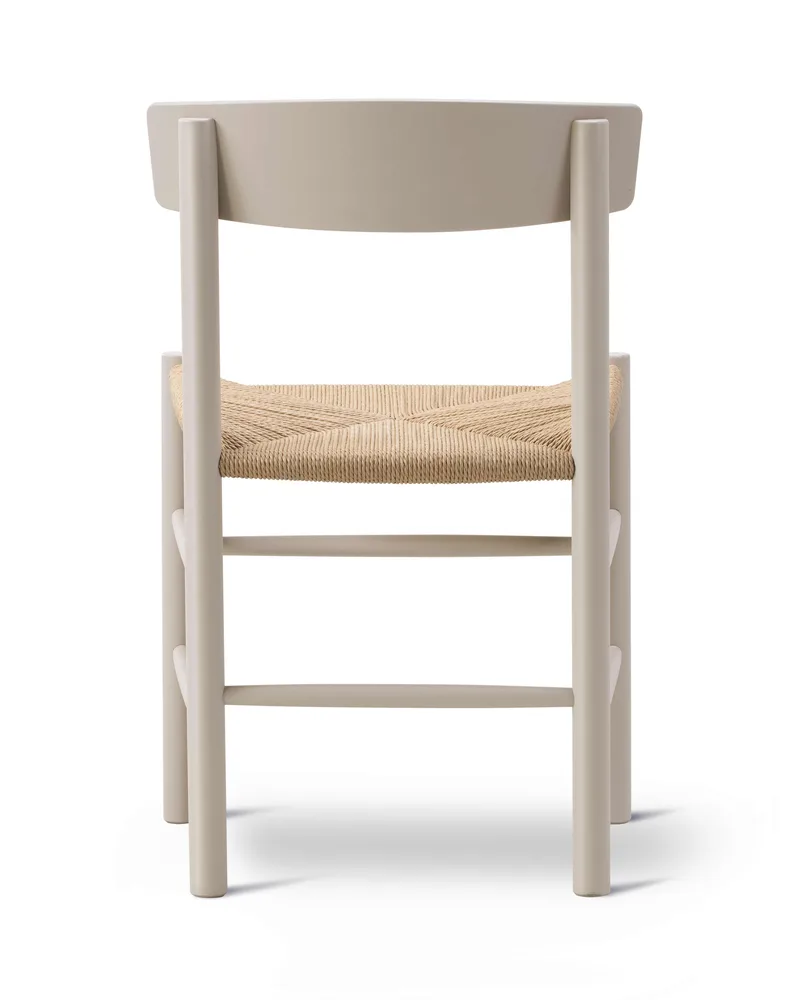 J39 Mogensen Chair van Fredericia in Natural paper cord, Beech pebble grey, FSC Mix 70% – productfoto 4 van 9