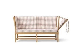 The Spoke-Back Sofa by Fredericia in Cotil 863, 53938, Oak soap, FSC Mix 70% – product photo 4 of 4