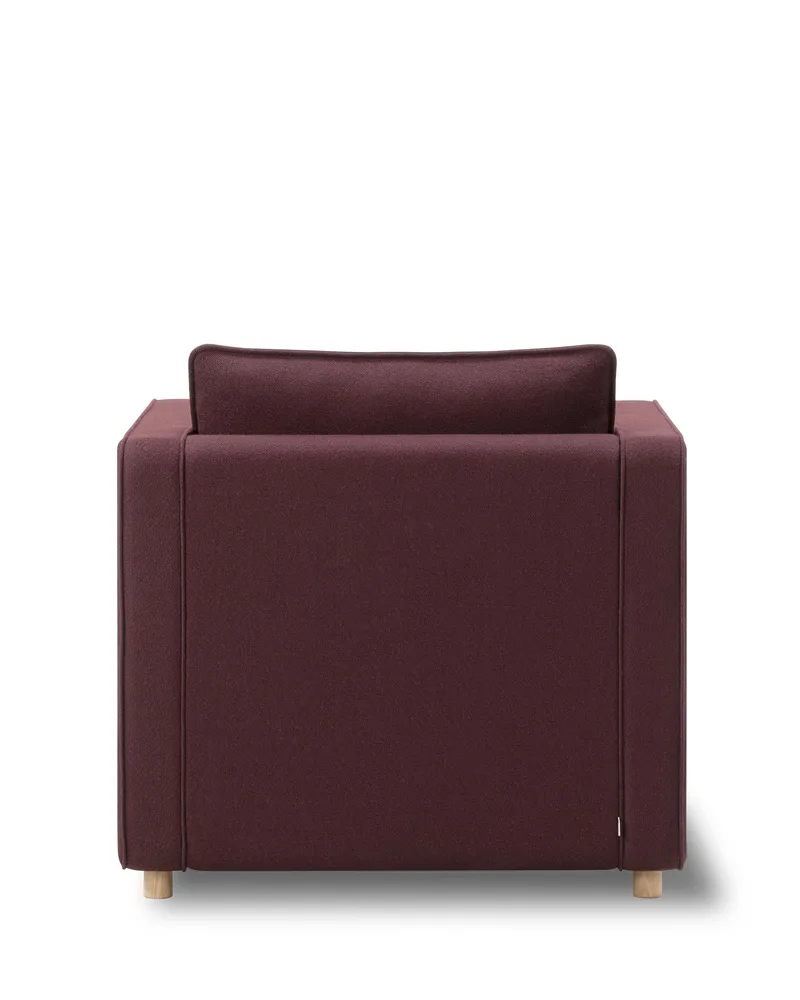 Jota Lounge Chair van Fredericia in Vidar 693, Oak light oil, FSC Mix 70%, Arm cushions not included – productfoto 8 van 10
