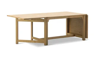 Library Table by Fredericia in Oak oil, FSC Mix 70% – product photo 12 of 15