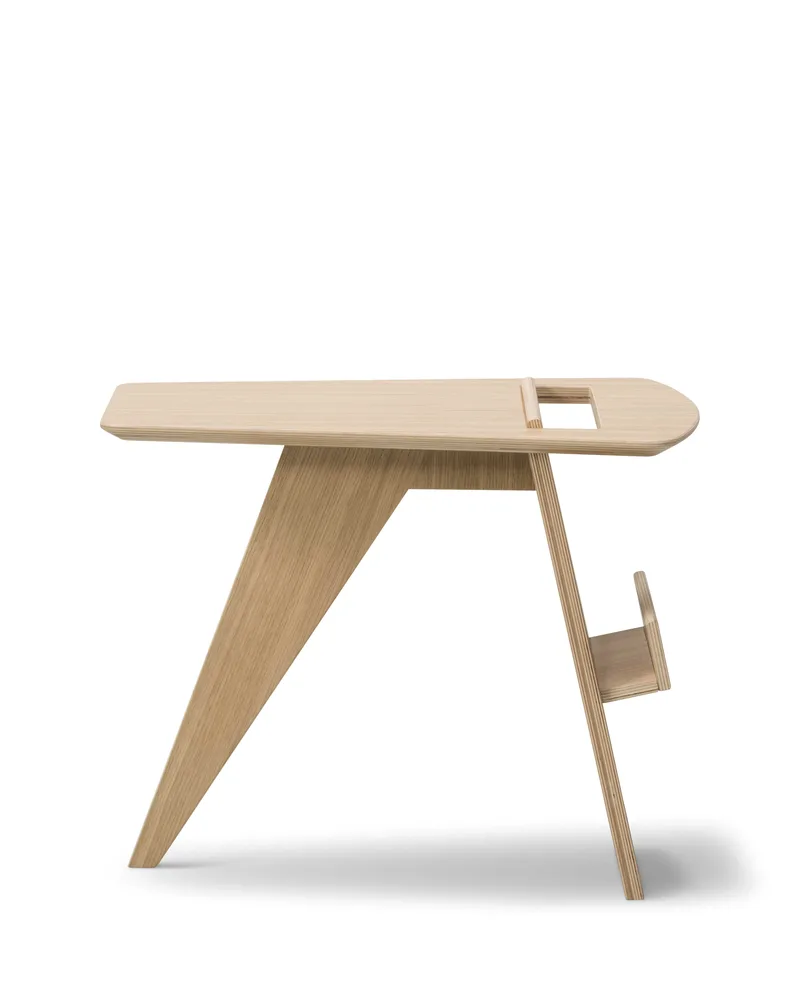 Magazine Table von Fredericia in Oak lacquer, FSC Mix 70% – Produktfoto 6 von 7