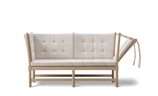 The Spoke-Back Sofa de Fredericia en Natural Linen 0003, Oak soap, FSC Mix 70% – photo du produit 4 sur 4