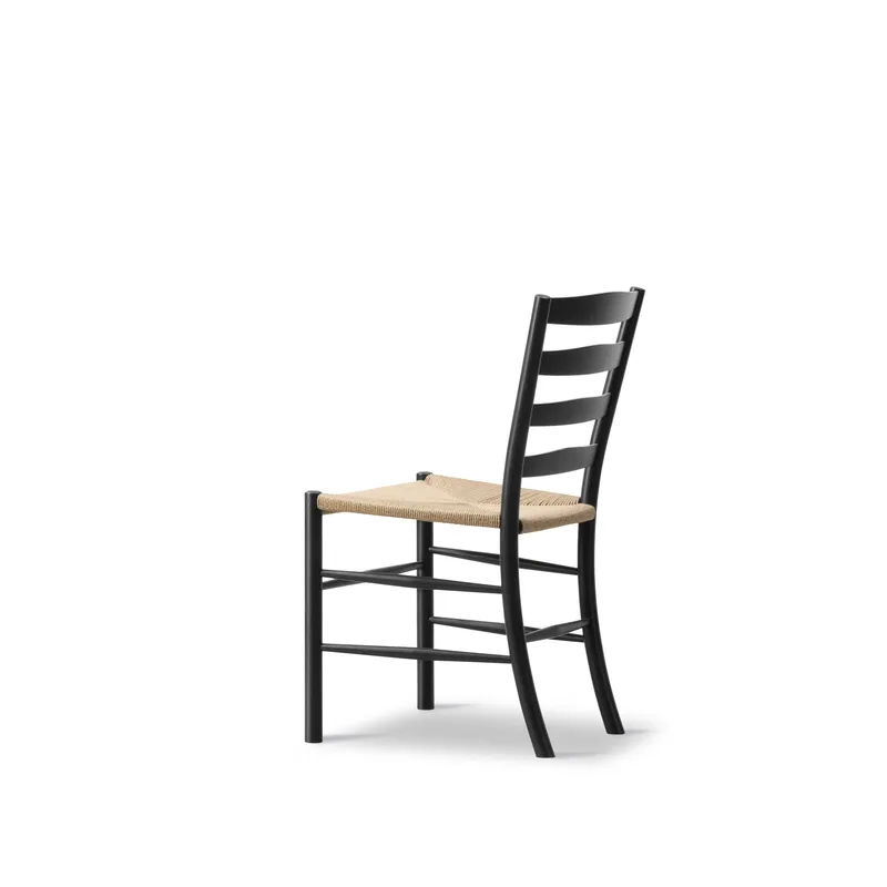 Klint Chair by Fredericia in Natural paper cord, Oak black lacquer, FSC Mix 70% – product photo 4 of 5