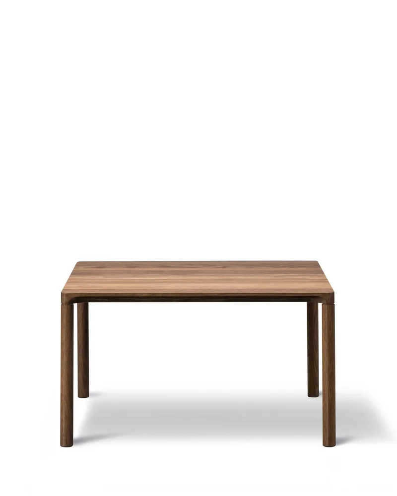 Piloti Wood, 63x63 cm de Fredericia en Smoked oak, olied, FSC Mix 70%, 35 cm – photo du produit 2 sur 2