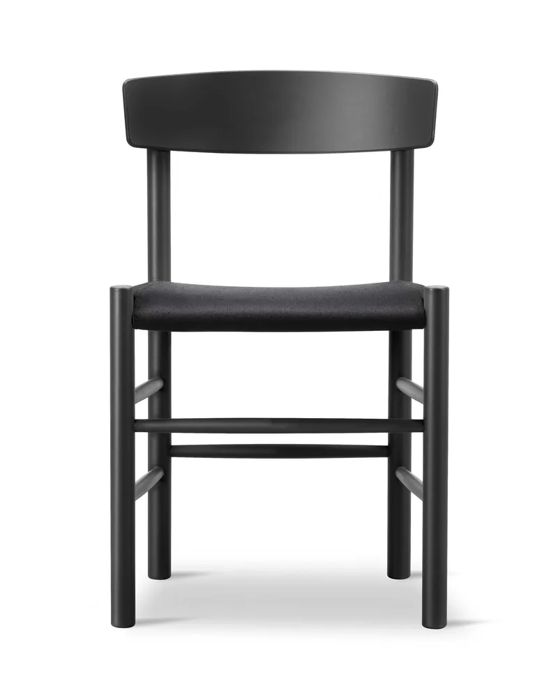 J39 Mogensen Chair Seat Upholstered van Fredericia in Black canvas, Beech black lacquer, FSC Mix 70% – productfoto 4 van 4
